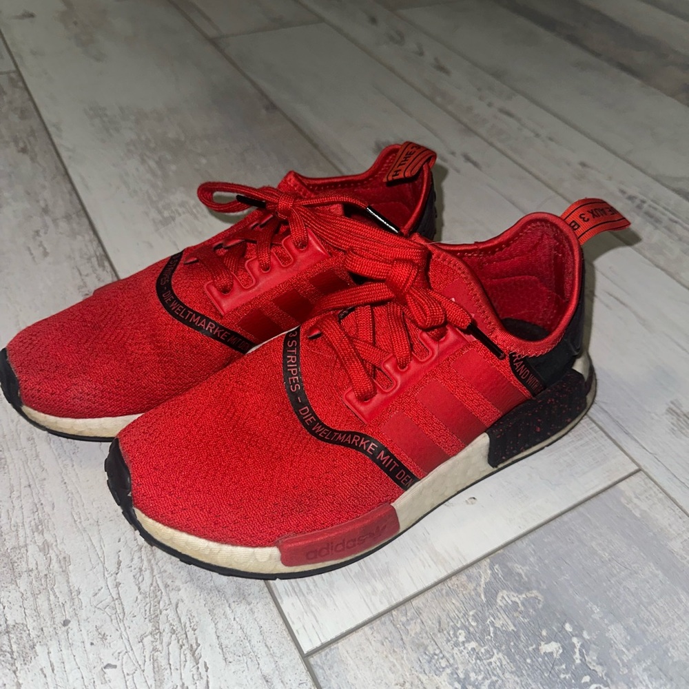 NMD R1 Adidas sneaker